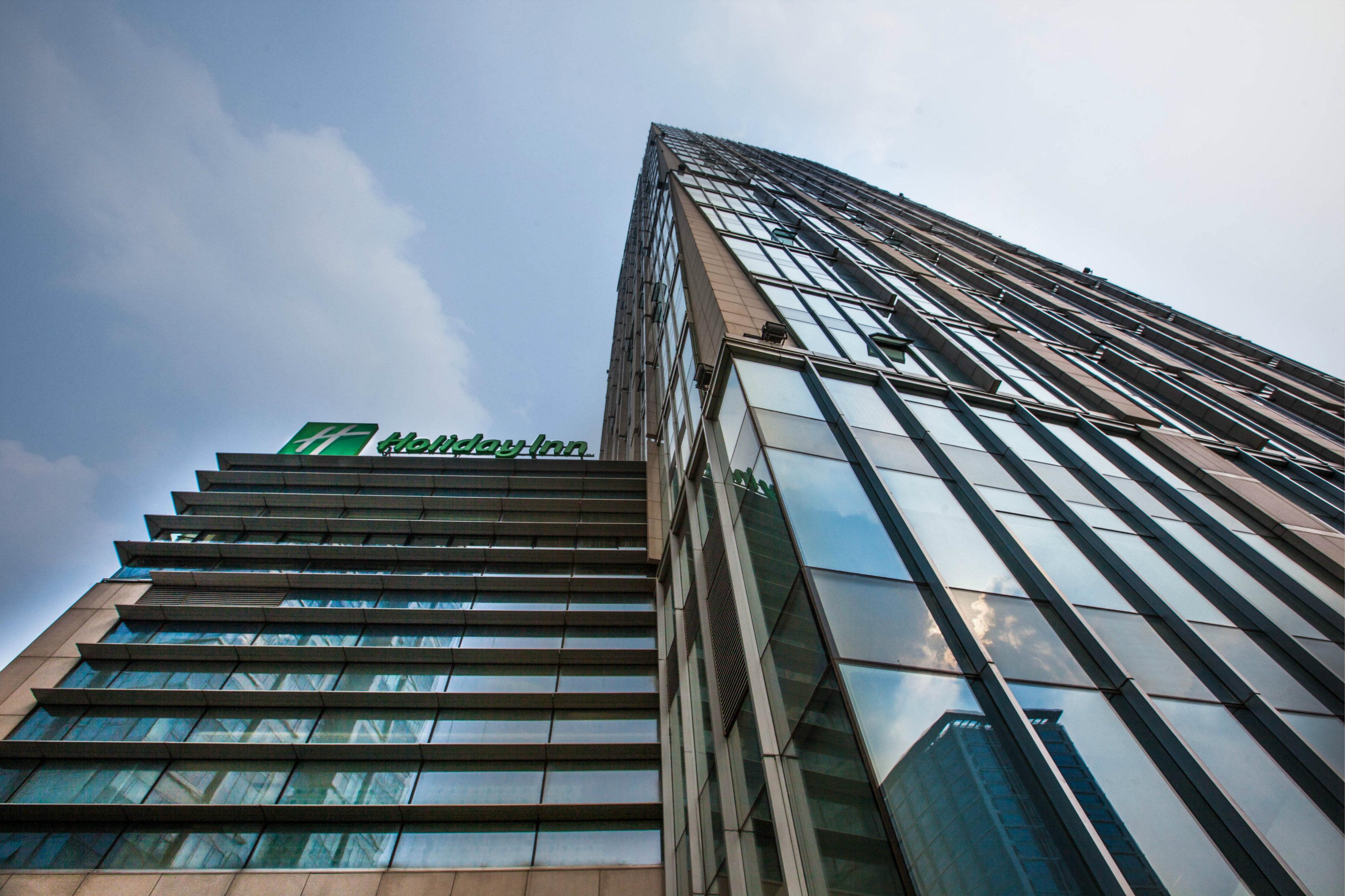 Holiday Inn Beijing Focus Square By Ihg Exterior photo