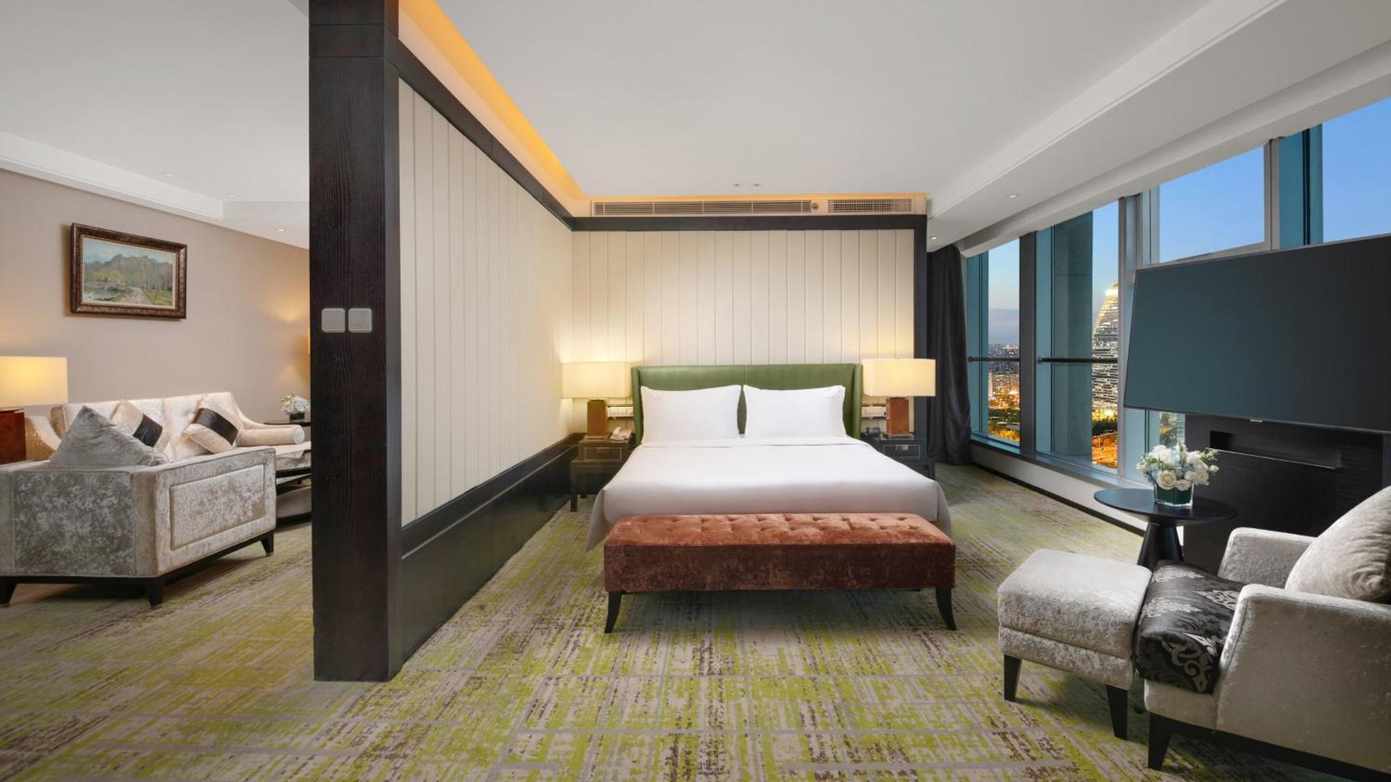 Holiday Inn Beijing Focus Square By Ihg Exterior photo