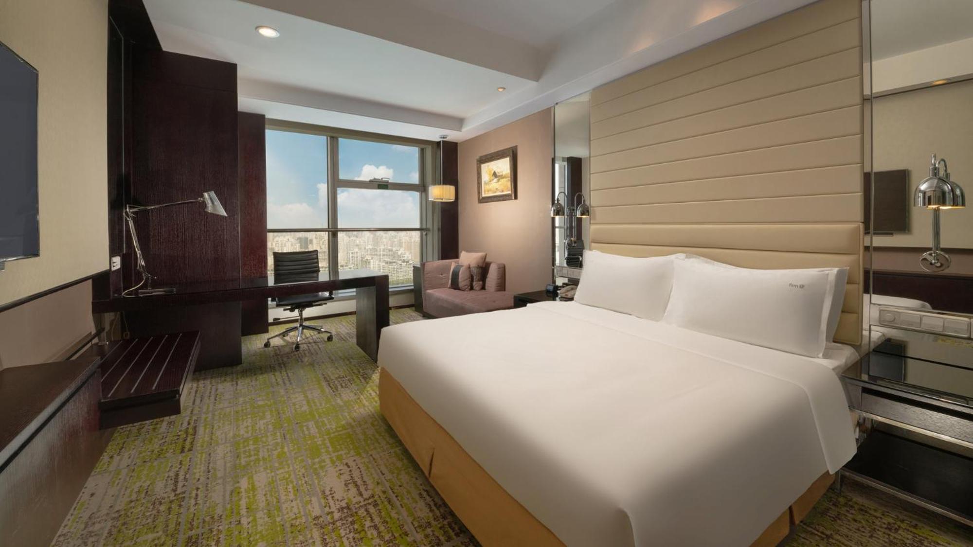 Holiday Inn Beijing Focus Square By Ihg Exterior photo
